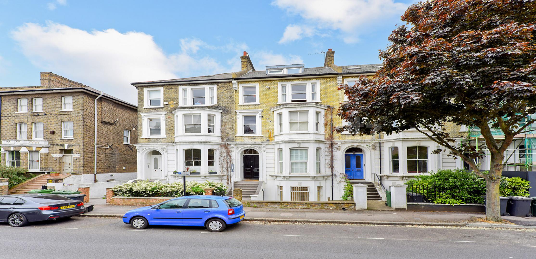 			NEW INSTRUCTION , 3 Bedroom, 1 bath, 1 reception Apartment			 Gauden Road, Clapham 